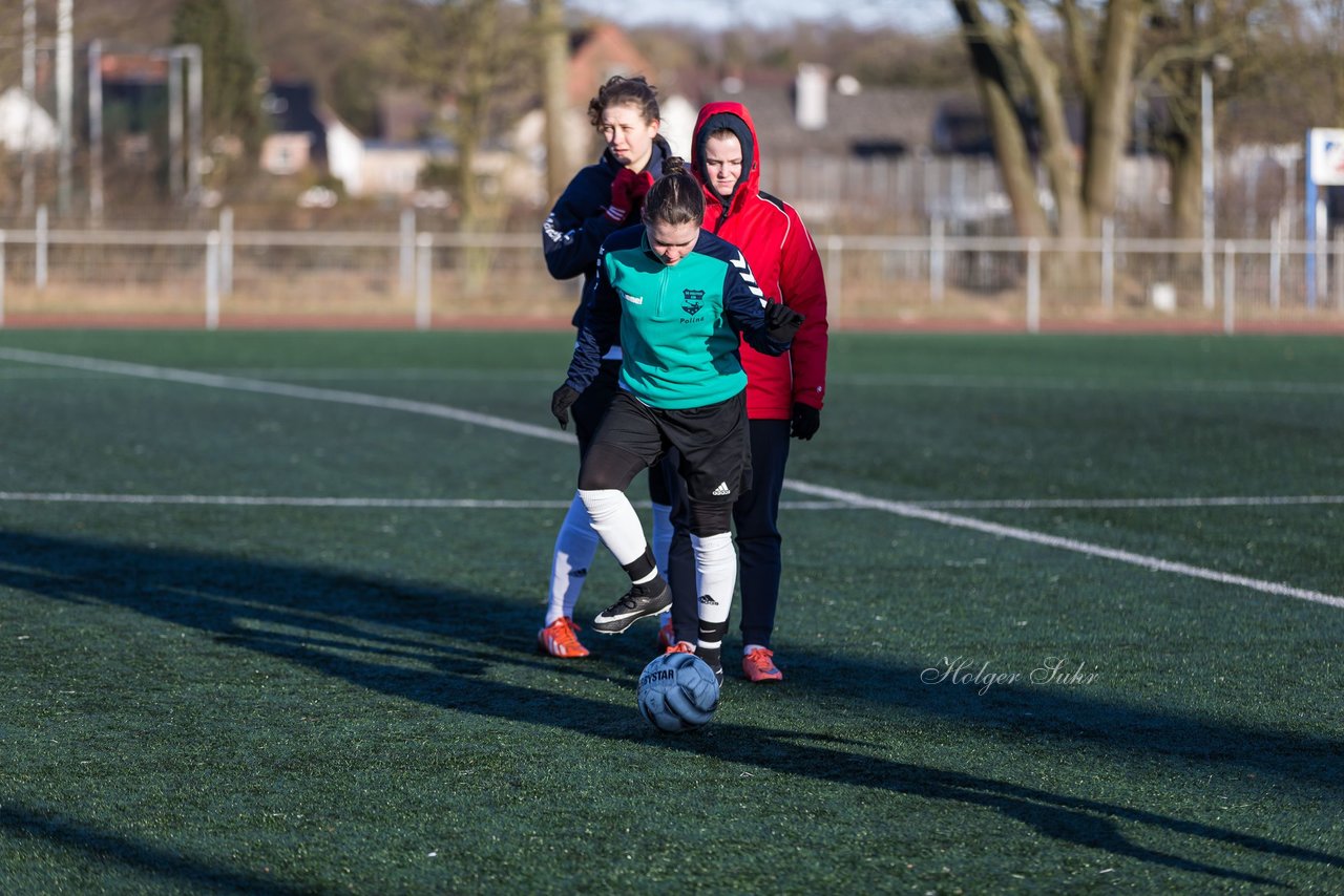 Bild 58 - Frauen SG Holstein Sued - SV Gruenweiss-Siebenbaeumen : Ergebnis: 0:2